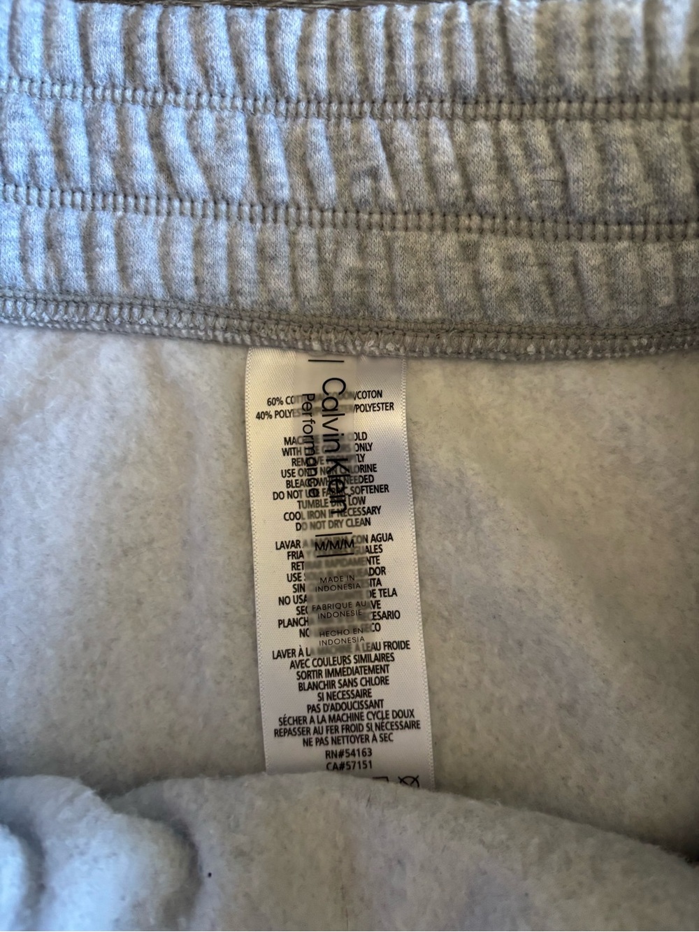 Calvin Klein Light Gray Athletic Skort with Patch Pockets - Picture 3 of 3